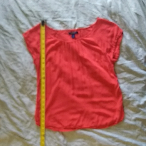 Light weight, Old Navy blouse - Picture 2 of 4